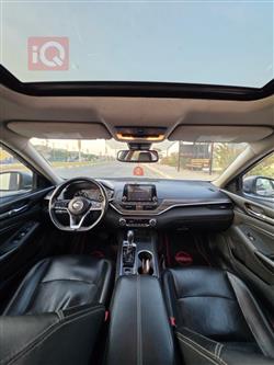 نيسان ألتيما